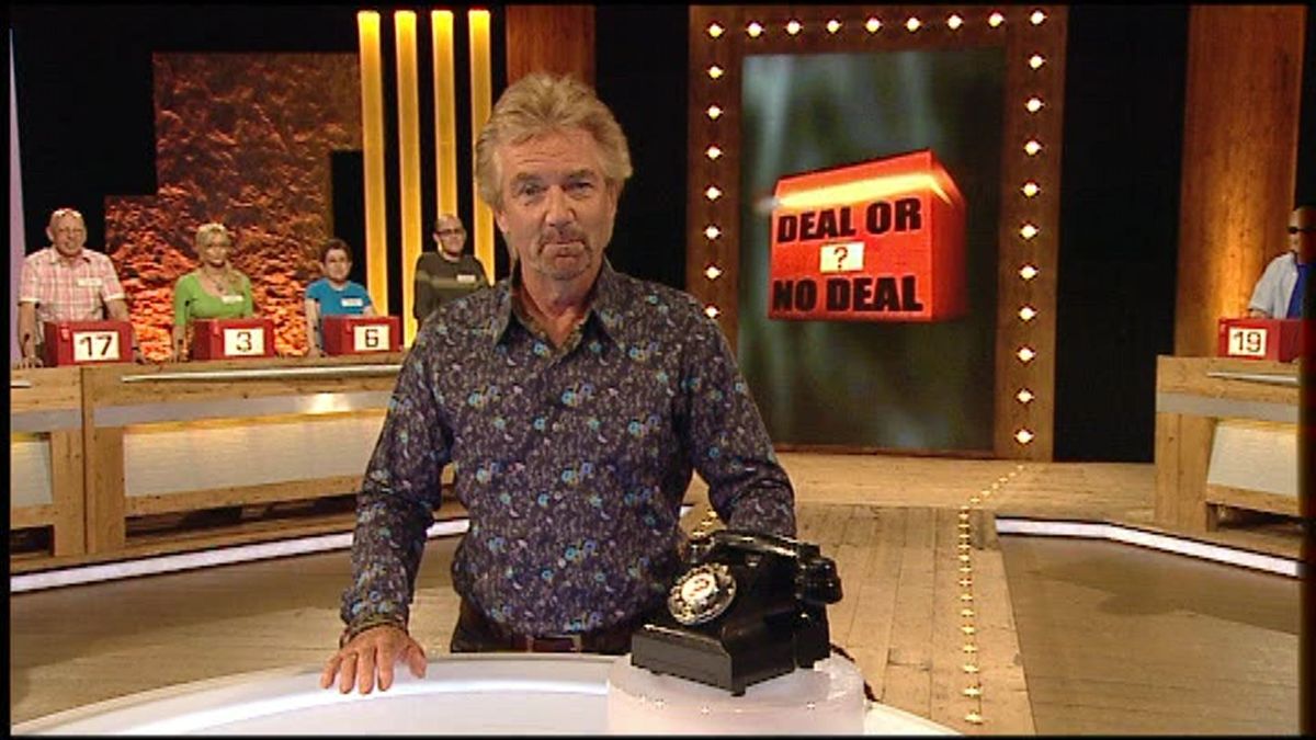 Deal or no deal island contestants